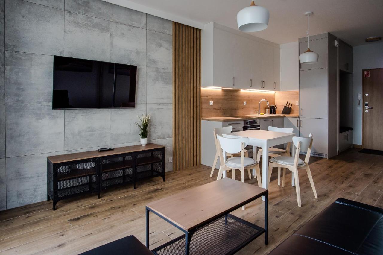 Shipyard Gdansk Apartment - Free Private Parking Экстерьер фото